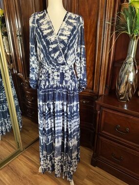 Calvin Klein Navy and White Tie-Dye Maxi Dress